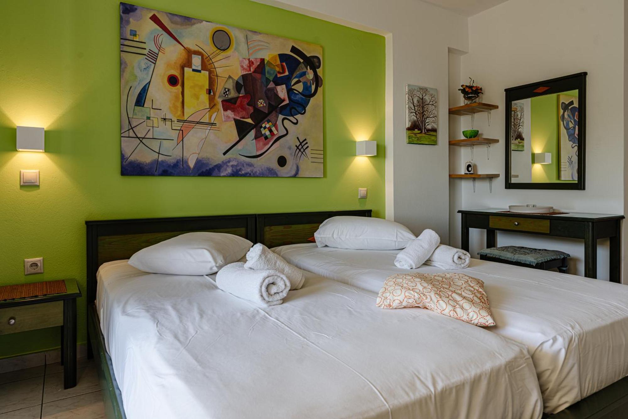 Seafront Spirit Apartments Zakynthos Town Quarto foto