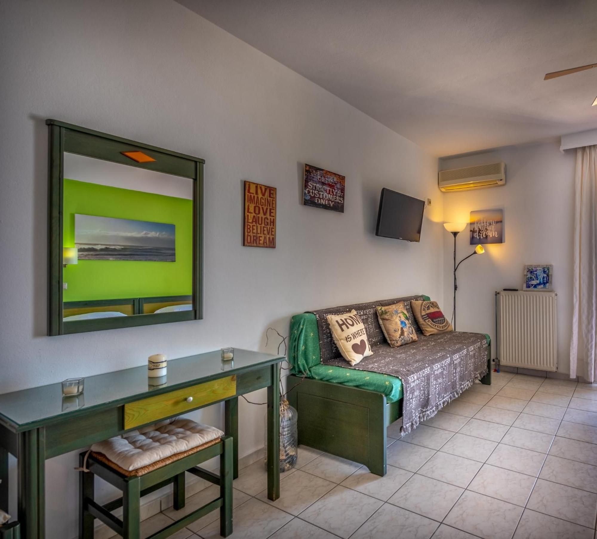 Seafront Spirit Apartments Zakynthos Town Quarto foto