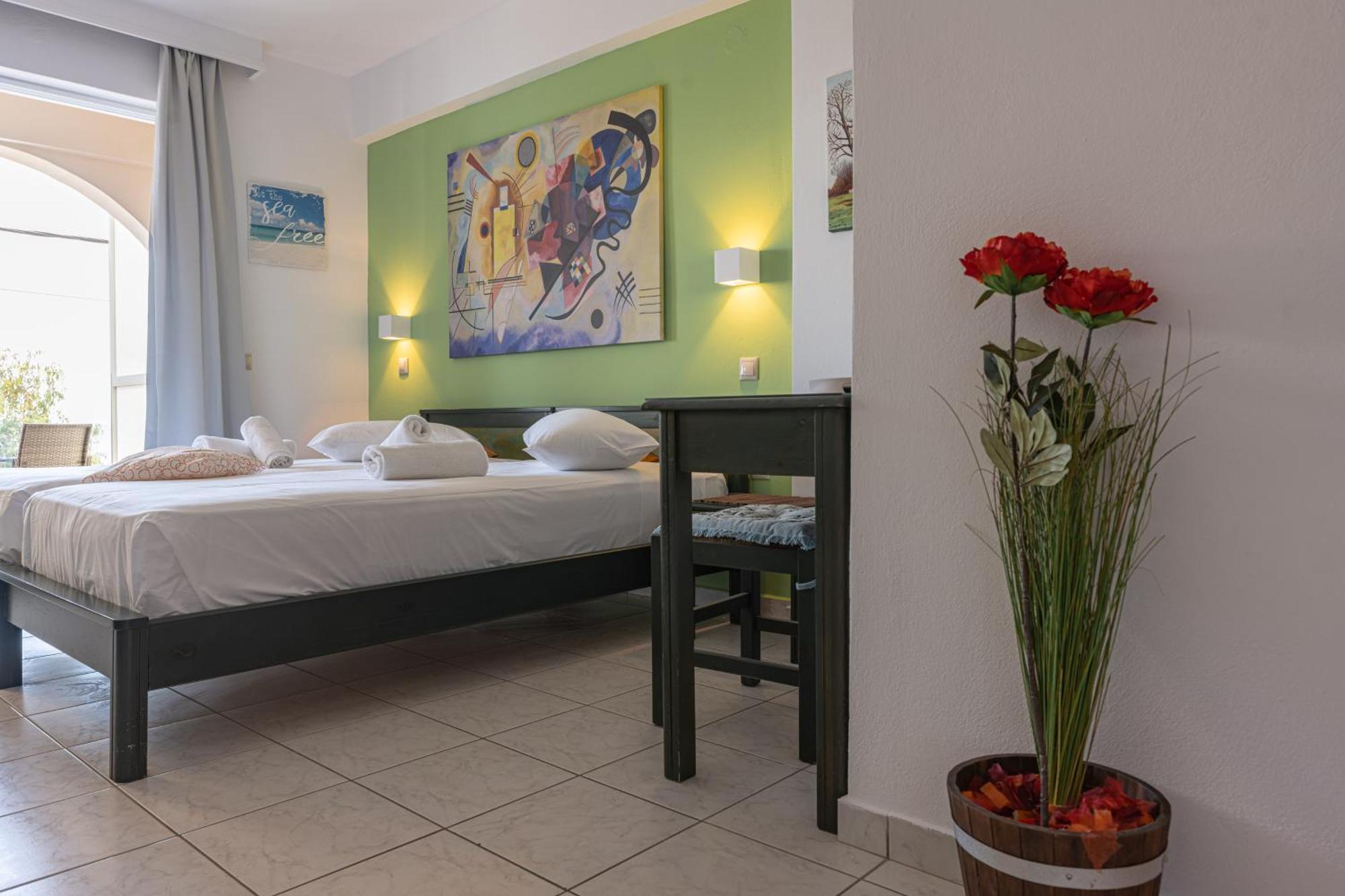 Seafront Spirit Apartments Zakynthos Town Quarto foto