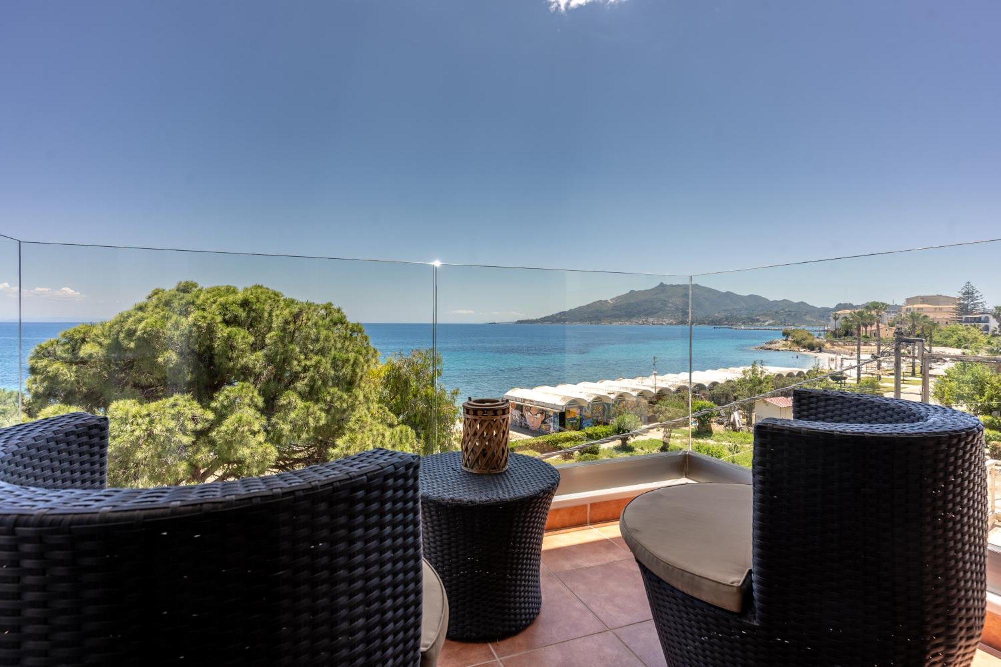 Seafront Spirit Apartments Zakynthos Town Exterior foto