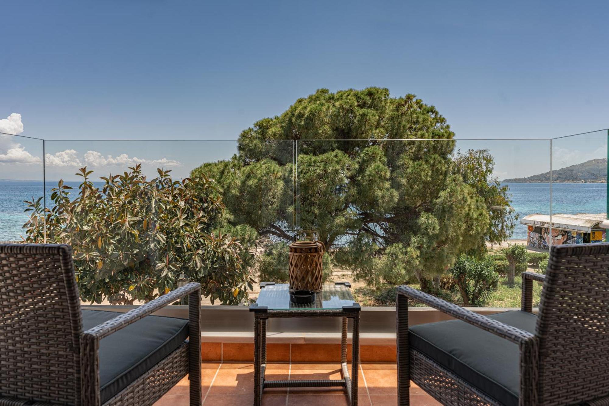 Seafront Spirit Apartments Zakynthos Town Quarto foto
