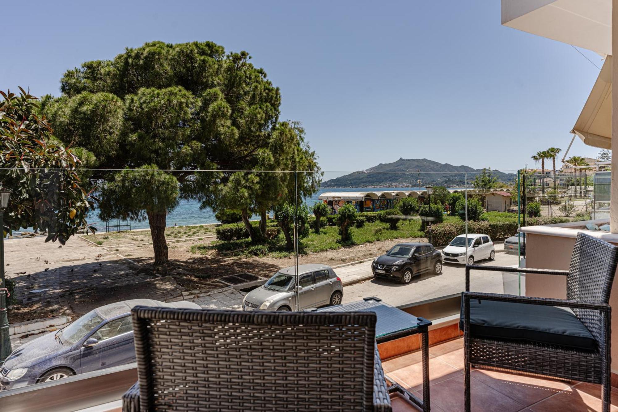 Seafront Spirit Apartments Zakynthos Town Quarto foto